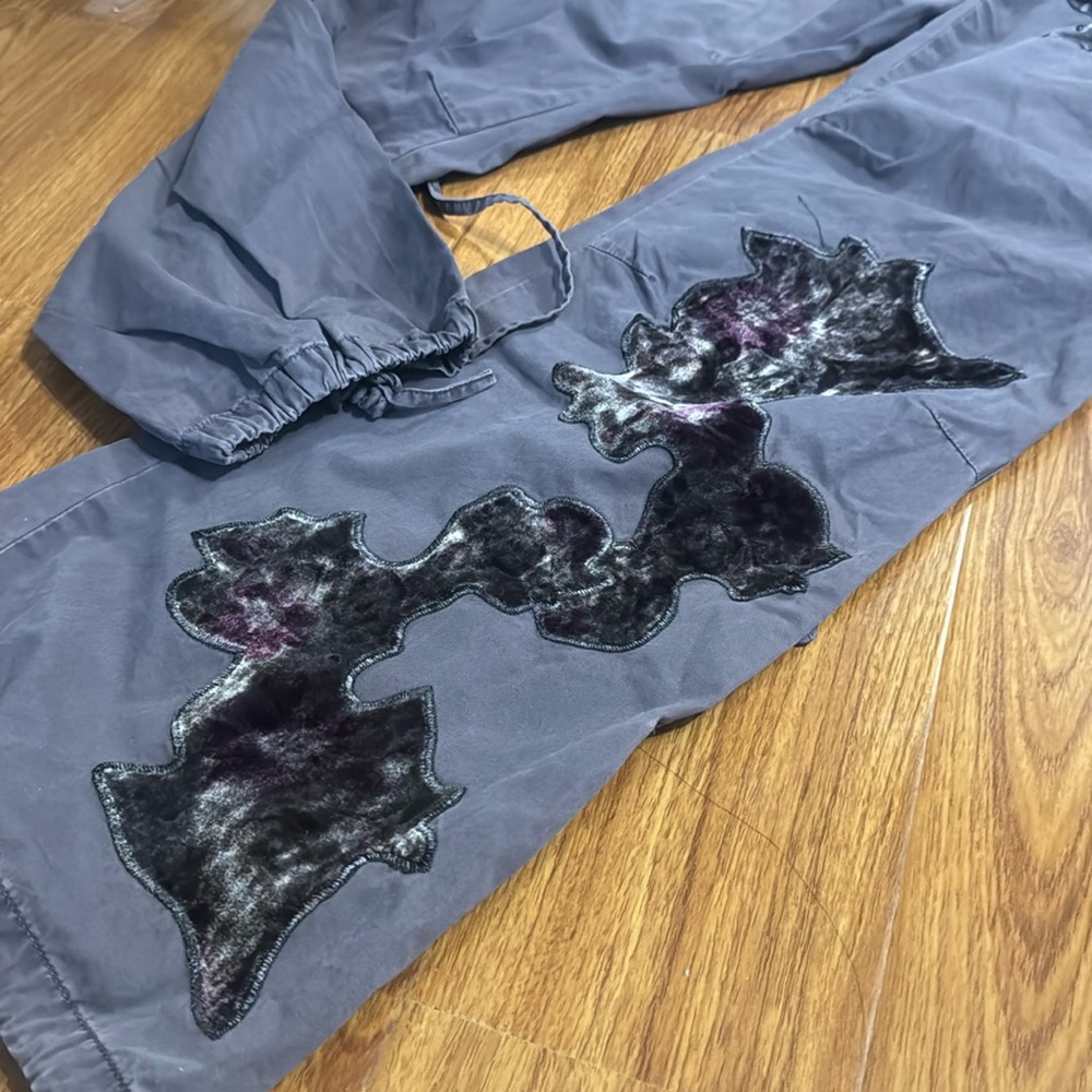 Express pants in C19th-(difficult to describe the colors)